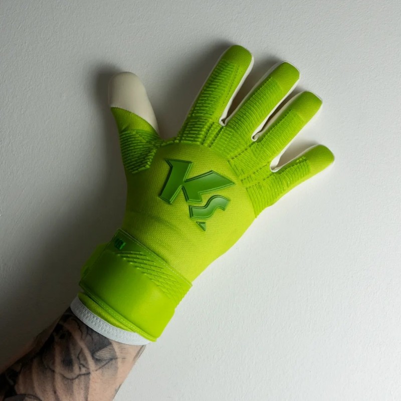 Guantes KEEPERsport Varan8 Champ NC verde