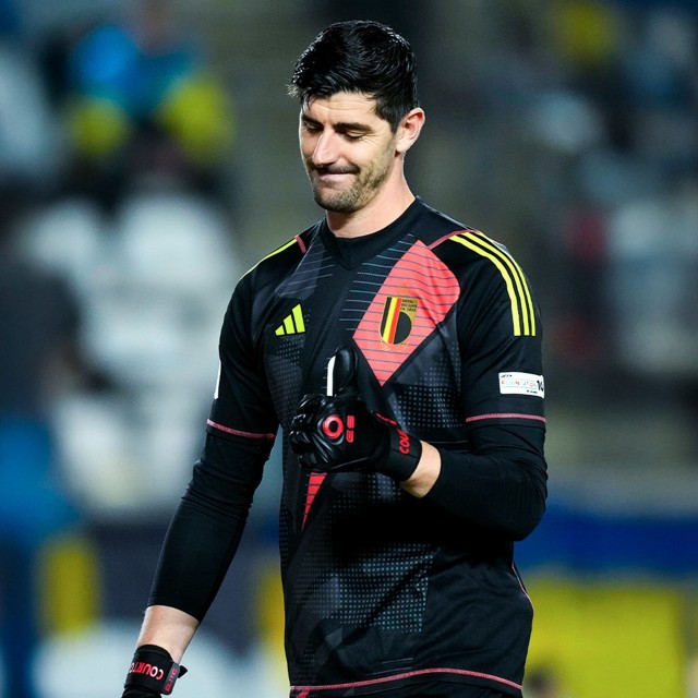 Guantes Elite Sport Revolution II BR Courtois (Real Madrid) Guantes Elite Sport Revolution II BR Courtois (Real Madrid)