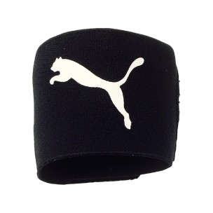 Sujeta calcetines negros...